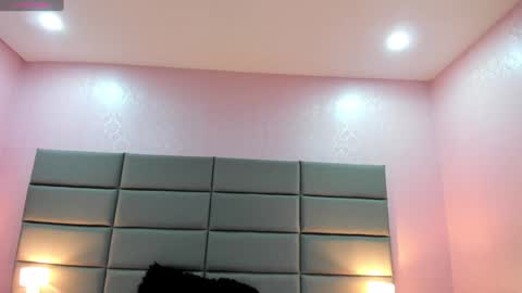 Snapshot of miss_veronicaa chatting on 01/08/25, 11:32 Veronica summer 7AM to 1500 PM hour GMT-5 online show from 01/08/25, 11:32