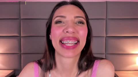 Snapshot of miss_veronicaa chatting on 01/17/25, 05:41 Veronica summer 7AM to 1500 PM hour GMT-5 online show from 01/17/25, 05:41