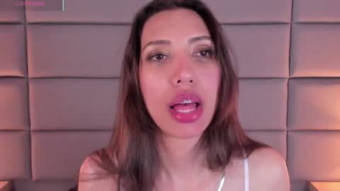 Snapshot of miss_veronicaa chatting on 01/22/25, 05:38 Veronica summer 7AM to 1500 PM hour GMT-5 online show from 01/22/25, 05:38