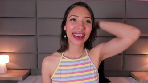 Snapshot of miss_veronicaa chatting on 01/25/25, 11:44 Veronica summer 7AM to 1500 PM hour GMT-5 online show from 01/25/25, 11:44