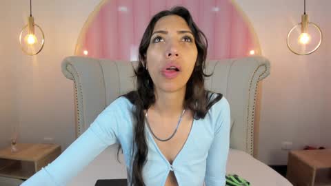 Snapshot of miss_veronicaa chatting on 01/27/25, 11:32 Veronica summer 7AM to 1500 PM hour GMT-5 online show from 01/27/25, 11:32