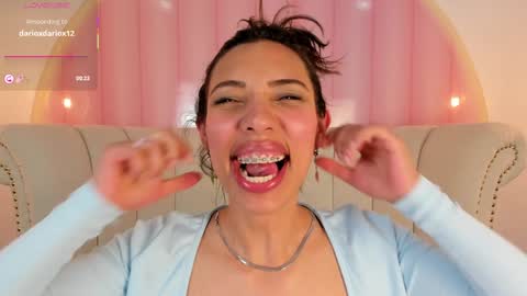 Snapshot of miss_veronicaa chatting on 01/27/25, 02:35 Veronica summer 7AM to 1500 PM hour GMT-5 online show from 01/27/25, 02:35