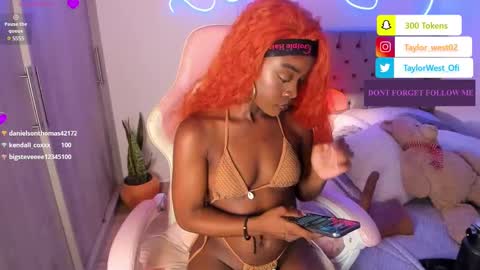 Snapshot of miss_west chatting on 02/27/25, 11:20 Tay Tay Independent Model   online show from 02/27/25, 11:20