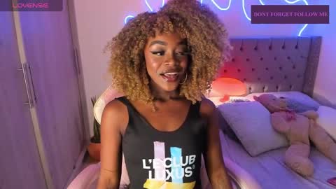 Snapshot of miss_west chatting on 03/01/25, 07:51 Tay Tay Independent Model   online show from 03/01/25, 07:51