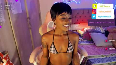 Snapshot of miss_west chatting on 09/19/25, 09:11 Tay Tay Independent Model   online show from 09/19/25, 09:11