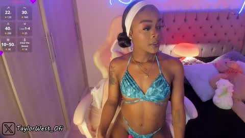 Snapshot of miss_west chatting on 03/20/26, 04:39 Tay Tay Independent Model online show from 03/20/26, 04:39