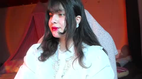Snapshot of miss_yasmin chatting on 03/06/25, 01:37 CALL ME CAMILANO BBLOVE ETC C A M I L A         online show from 03/06/25, 01:37