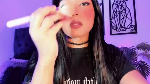 Snapshot of miss_zz chatting on 11/27/25, 07:38 miss_zz online show from 11/27/25, 07:38