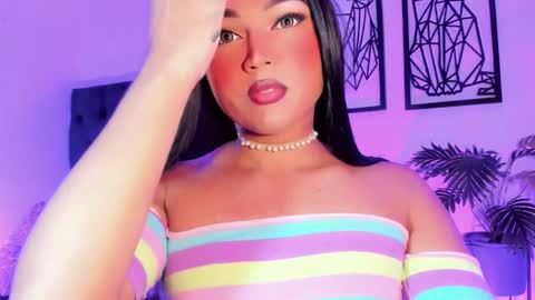 Snapshot of miss_zz chatting on 12/02/25, 06:47 miss_zz online show from 12/02/25, 06:47