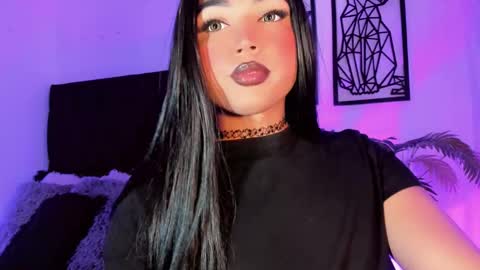 Snapshot of miss_zz chatting on 12/13/25, 07:53 miss_zz online show from 12/13/25, 07:53