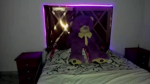 Samantha online show from 10/30/25, 01:29