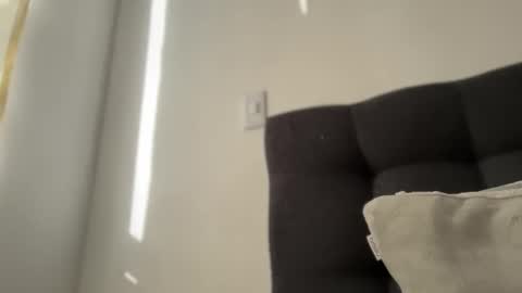 Ameliahs online show from 12/01/25, 12:10