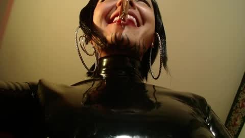 Snapshot of missanarky chatting on 04/15/26, 09:15 Anarkitten online show from 04/15/26, 09:15