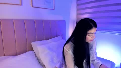 Snapshot of missariadnaa chatting on 04/17/26, 12:19 Ariadna Ruiz online show from 04/17/26, 12:19