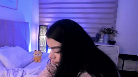 Snapshot of missariadnaa chatting on 04/20/26, 11:35 Ariadna Ruiz online show from 04/20/26, 11:35