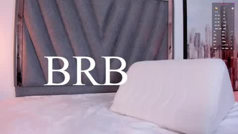 Laura online show from 01/22/25, 04:02