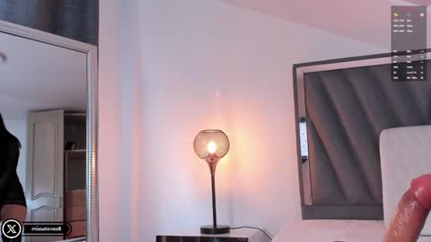 Laura online show from 02/20/25, 04:57