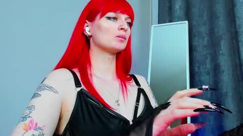 Miss Beldam online show from 02/18/25, 11:41