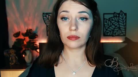 The divine Beverly online show from 01/25/25, 06:46