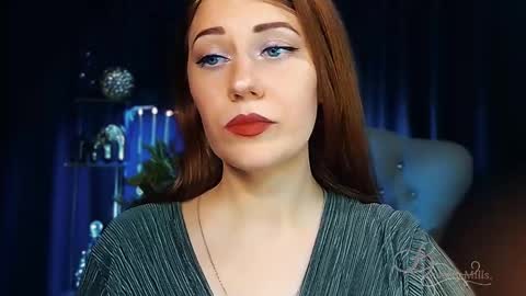 Snapshot of missbeverlymills chatting on 04/18/26, 02:32 The divine Beverly online show from 04/18/26, 02:32