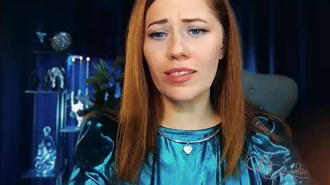 Snapshot of missbeverlymills chatting on 04/24/26, 04:59 The divine Beverly online show from 04/24/26, 04:59