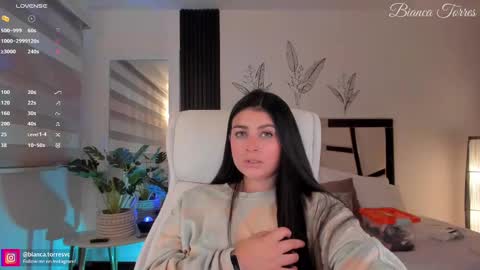 Bianca Torres online show from 02/25/25, 11:11