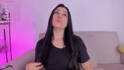 Bianca Torres online show from 10/29/25, 01:24