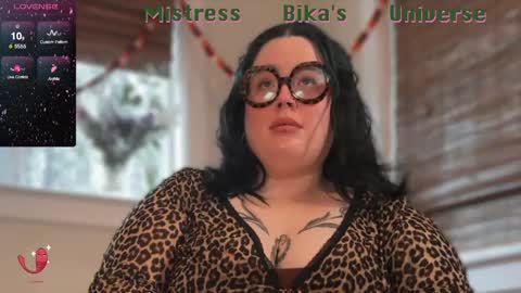 Snapshot of missbika chatting on 02/14/25, 09:21 Miss Bika online show from 02/14/25, 09:21