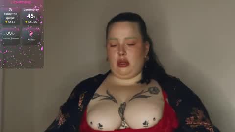 Snapshot of missbika chatting on 10/04/25, 05:00 Miss Bika online show from 10/04/25, 05:00