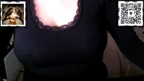 Snapshot of missbiny chatting on 05/31/26, 09:16 Avamlash online show from 05/31/26, 09:16