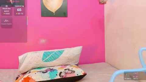 Snapshot of missbnasty_ chatting on 11/17/25, 07:30 Miss Evelyn online show from 11/17/25, 07:30