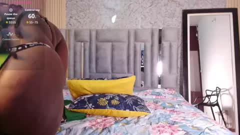 Snapshot of missbnasty_ chatting on 11/23/25, 12:27 Miss Evelyn online show from 11/23/25, 12:27