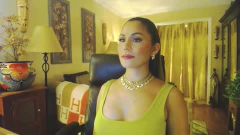 Snapshot of missbrownx chatting on 12/12/24, 05:20 Brownie -P online show from 12/12/24, 05:20