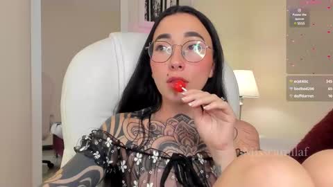 Camila Flores online show from 03/05/25, 03:29