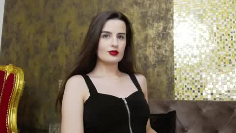 Snapshot of misscelinewest chatting on 02/11/25, 02:25 MissCelineWest online show from 02/11/25, 02:25