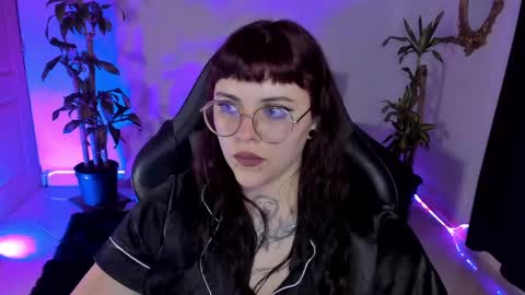 Snapshot of misscharlottte_18 chatting on 03/05/25, 07:38 Missy Charlottte.  Hey remember to give me a thumbs up ty online show from 03/05/25, 07:38