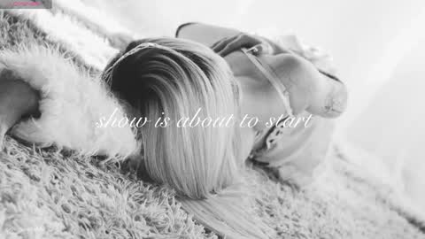 Snapshot of misschloe__ chatting on 04/28/26, 01:59 Chloe freelance model Please your thumbs up are important online show from 04/28/26, 01:59