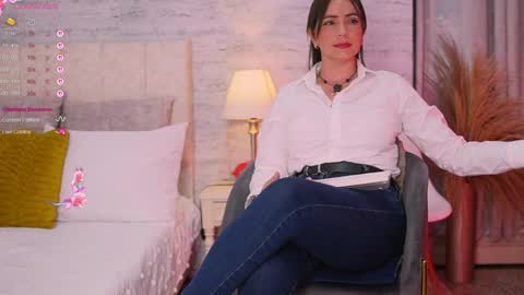 D A N A online show from 05/11/26, 12:05