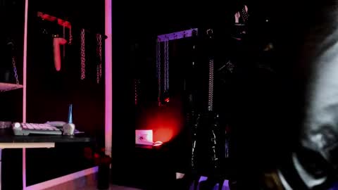 Missdarklady online show from 09/18/25, 11:07