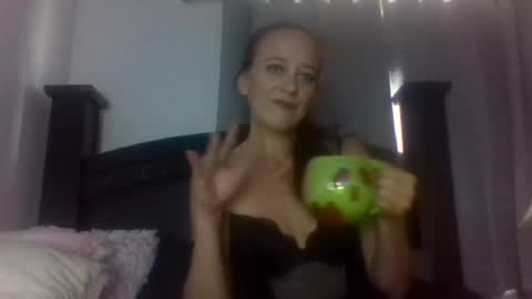 Snapshot of missdev69 chatting on 07/13/26, 01:58 Miss Dev online show from 07/13/26, 01:58
