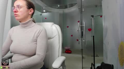 Snapshot of missdominna chatting on 03/02/26, 03:52 Miss Domina online show from 03/02/26, 03:52