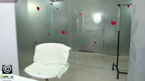Snapshot of missdominna chatting on 06/30/26, 02:56 Miss Domina online show from 06/30/26, 02:56