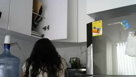 Snapshot of misselii chatting on 01/11/25, 06:23 melodie online show from 01/11/25, 06:23