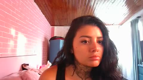 Snapshot of misselii chatting on 09/11/25, 10:21 melodie online show from 09/11/25, 10:21