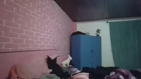 Snapshot of misselii chatting on 09/15/25, 12:10 melodie online show from 09/15/25, 12:10