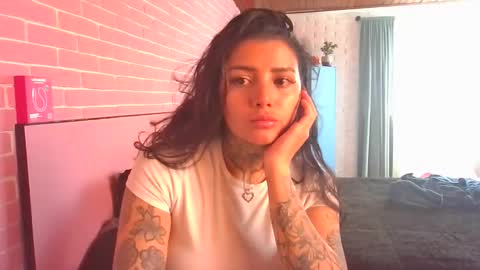 Snapshot of misselii chatting on 09/18/25, 06:54 melodie online show from 09/18/25, 06:54