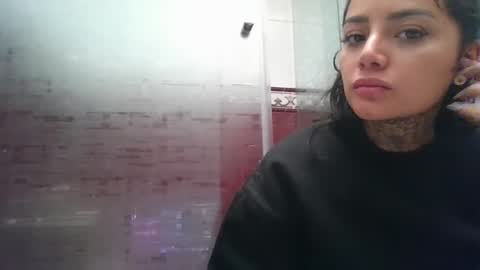 Snapshot of misselii chatting on 10/01/25, 12:44 melodie online show from 10/01/25, 12:44