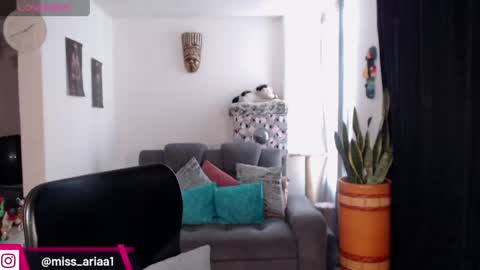 Emilie Diaz online show from 05/06/26, 03:17