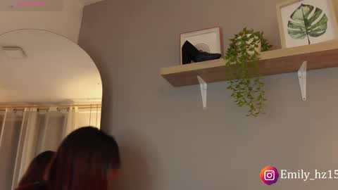 Snapshot of missemily_11 chatting on 01/08/26, 09:00 Yuliana online show from 01/08/26, 09:00