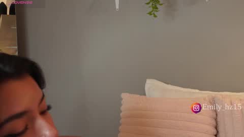 Snapshot of missemily_11 chatting on 02/24/26, 09:51 Yuliana online show from 02/24/26, 09:51